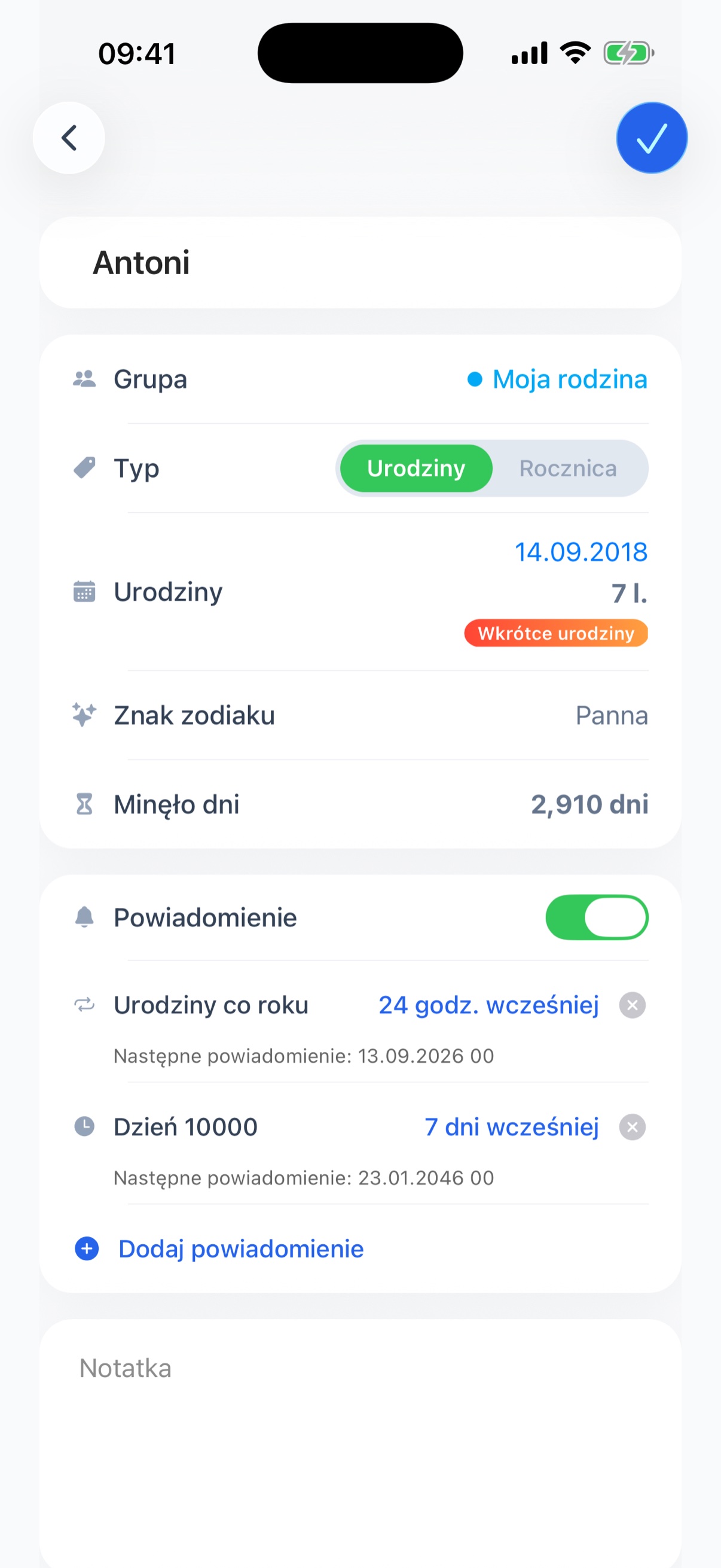 Ekran szczegółów z wiekiem, znakiem zodiaku, zodiakiem chińskim i liczbą minionych dni
