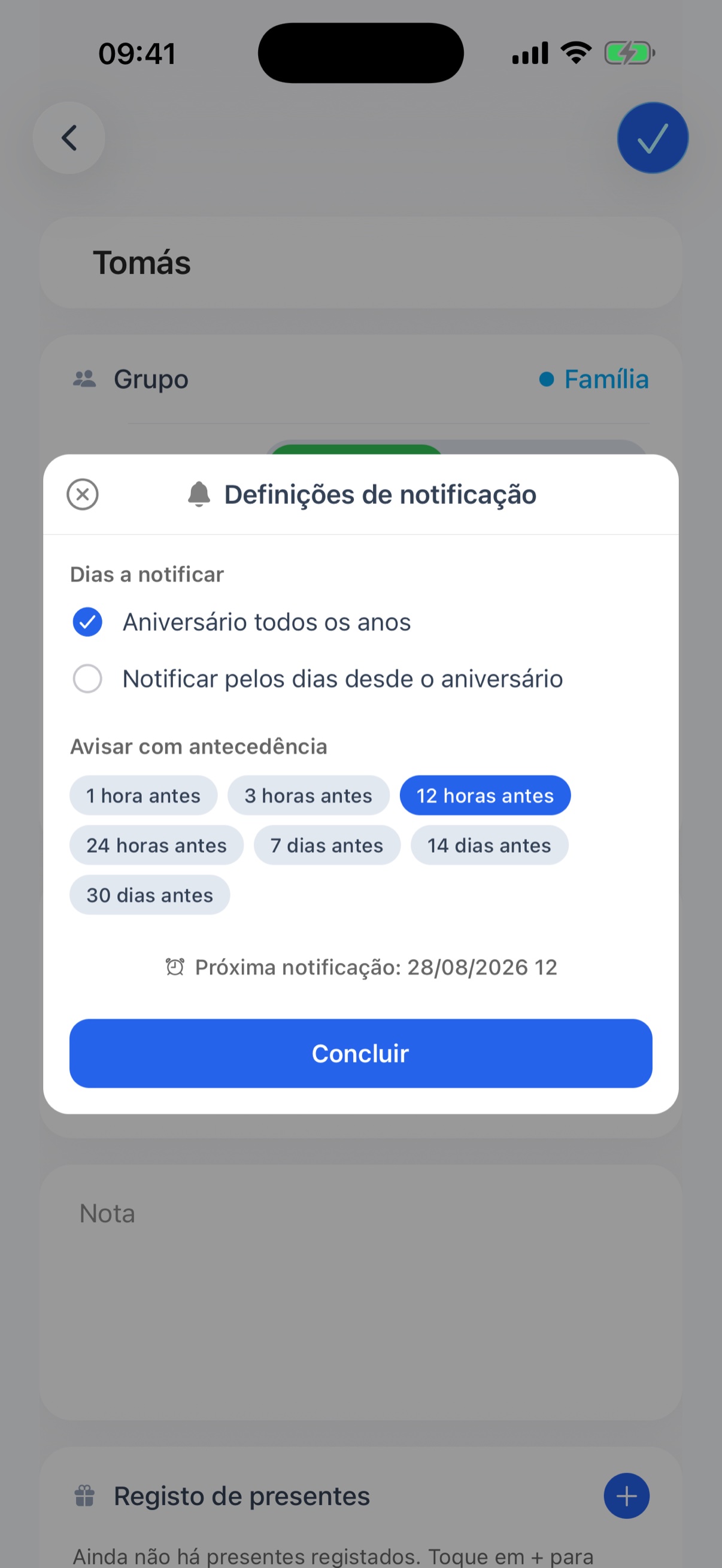 Definições de notificação com o dia a notificar e a antecedência
